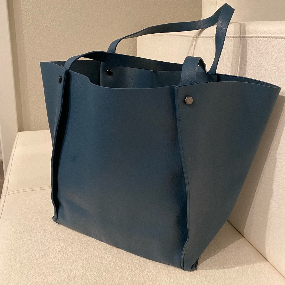 Neiman Marcus handbag/tote bag.NWT